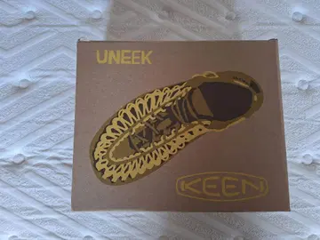 KEEN UNEEK HT MID 블랙/블루 25.5