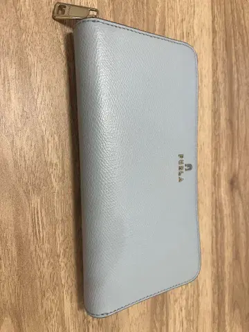 FURLA 라이트 블루 장지갑