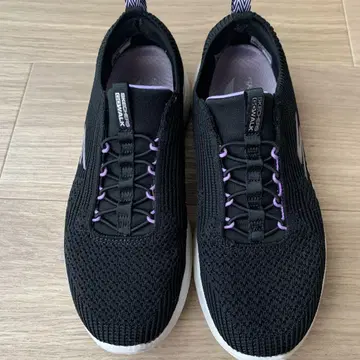 Skechers 블랙/퍼플 슬립온 23.5