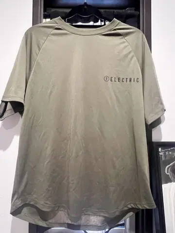 ELECTRIC 올리브 T셔츠 M