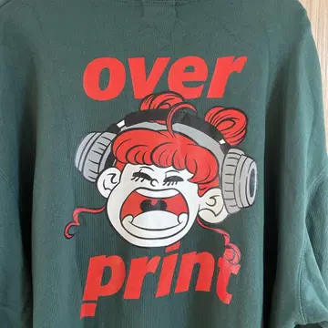 over print ZERO ZERO HERO