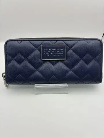 Marc by Marc Jacobs 컨디션 최상 가죽 퀼팅 장지갑