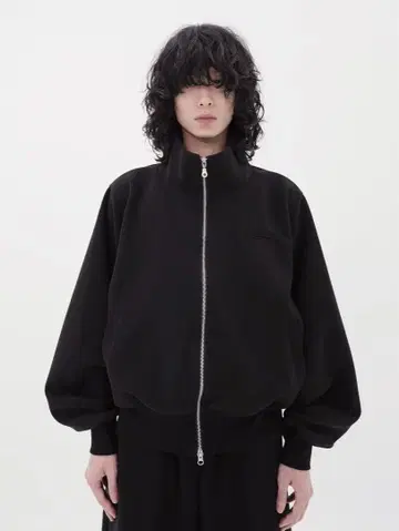 [ CS ] 본딩 하이넥 집 재킷 (블랙)