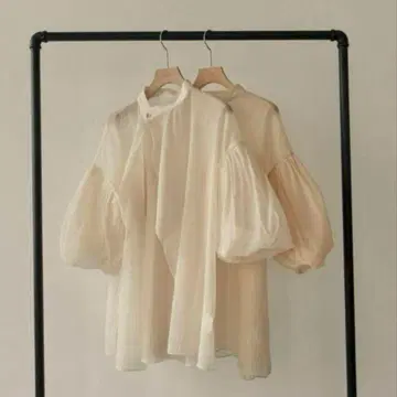 eaphi volume sleeve sheer blouse