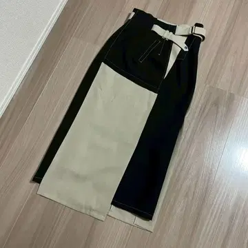 UNITED TOKYO 유나이티드 도쿄 랜덤 컷 타이트 스커트