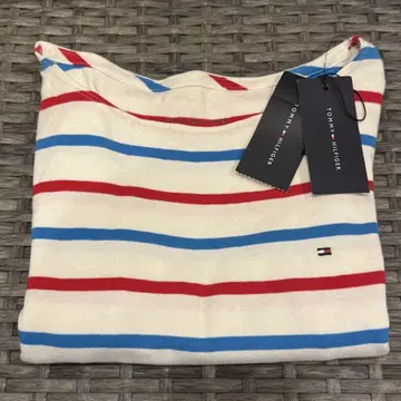 TOMMY HILFIGER 빨간색과 파랑 보더 T셔츠 XS