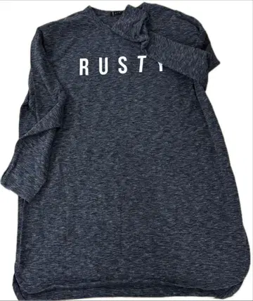 RUSTY 긴팔 롱T셔츠 깊은 슬릿 백 프린트