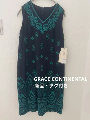 그레이스 콘티넨탈 자수 원피스