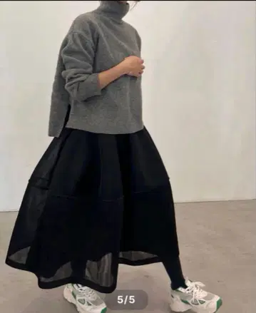 lig. sheer volume skirt 리그토트 S 사이즈