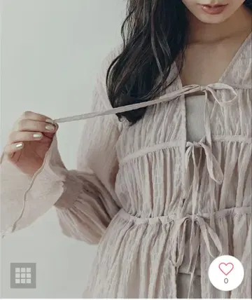 프론트 리본 시어 체크 블라우스