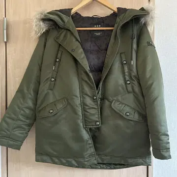 타트라스 밀리터리 코트