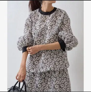 미사용 비어즐리 플라워 프레 자카드 블라우스