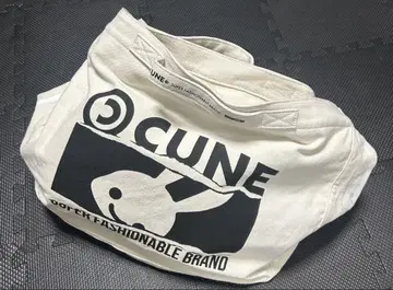 CUNE 토끼 로고 숄더백