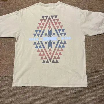 Pendleton 기하학 패턴 T셔츠 베이지 사이즈 L 멋진