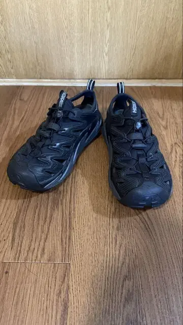HOKA ONE ONE HOPARA 호카오네오네 호파라 26