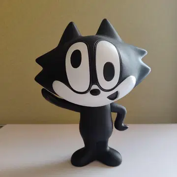 꼼사 피규어 MONO COMME CA FELIX