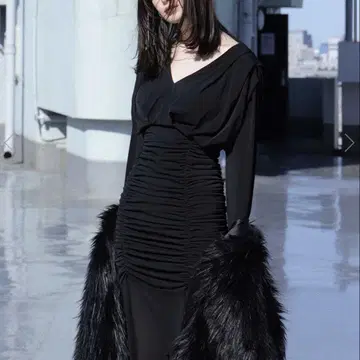 MELT THE LADY leg sheer dress