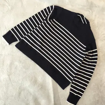 UNIQLO 워셔블 모크넥 보더 스웨터 네이비 M