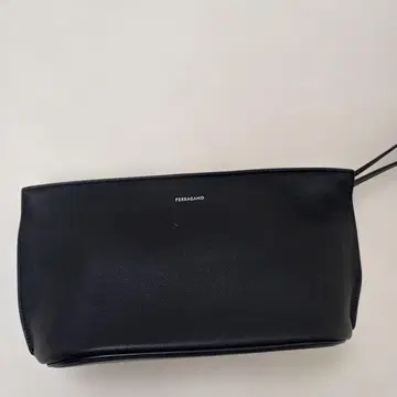 정품 FERRAGAMO 블랙 클러치백 페라가모