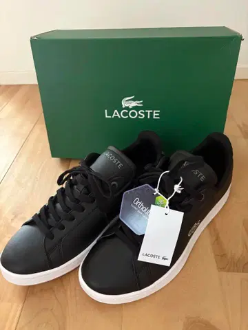 미사용 LACOSTE 블랙 스니커즈