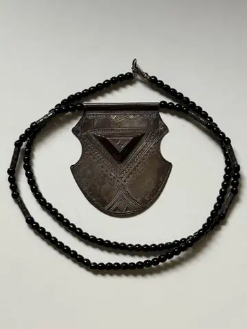 투아레그족 목걸이