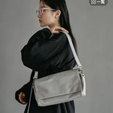 LEPSIM 플랩 바디백 미사용