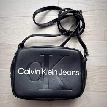CK Calvin Klein 숄더백