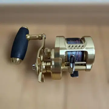 SHIMANO OCEA CONQUEST 300HG 베이트릴