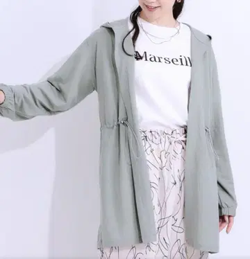 슈라루 그린 후드 부착 후드티 M 사이즈