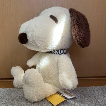 새상품 SNOOPY 스누피 앉아있는 봉제 인형 브라운