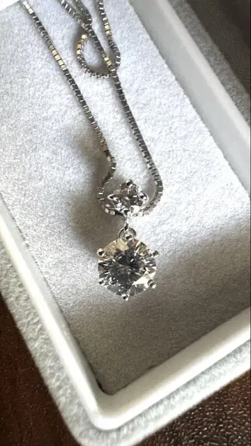 스와로브스키 목걸이 SWAROVSKI ZIRCONIA 목걸이