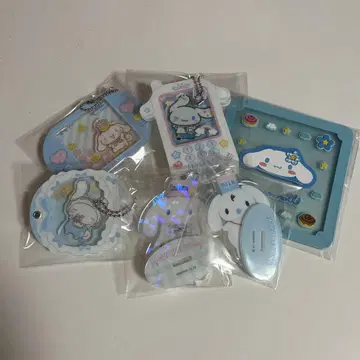 산리오 시나몬 롤 굿즈