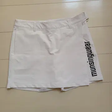 muniugwear 화이트 스커트 타입 팬츠