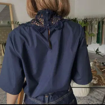 네이비 반팔 셔츠 레이스 포함