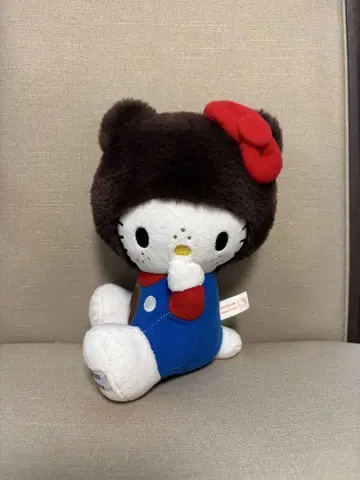 헬로키티 몽치치 콜라보 봉제 인형