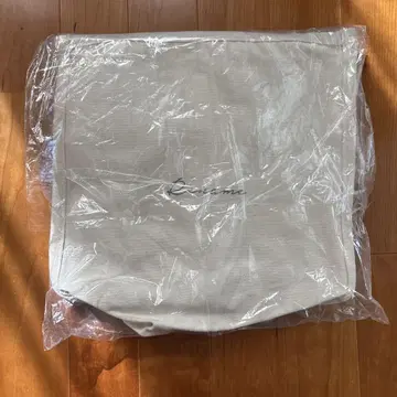 Rename Canvas Box 토트백 베이지