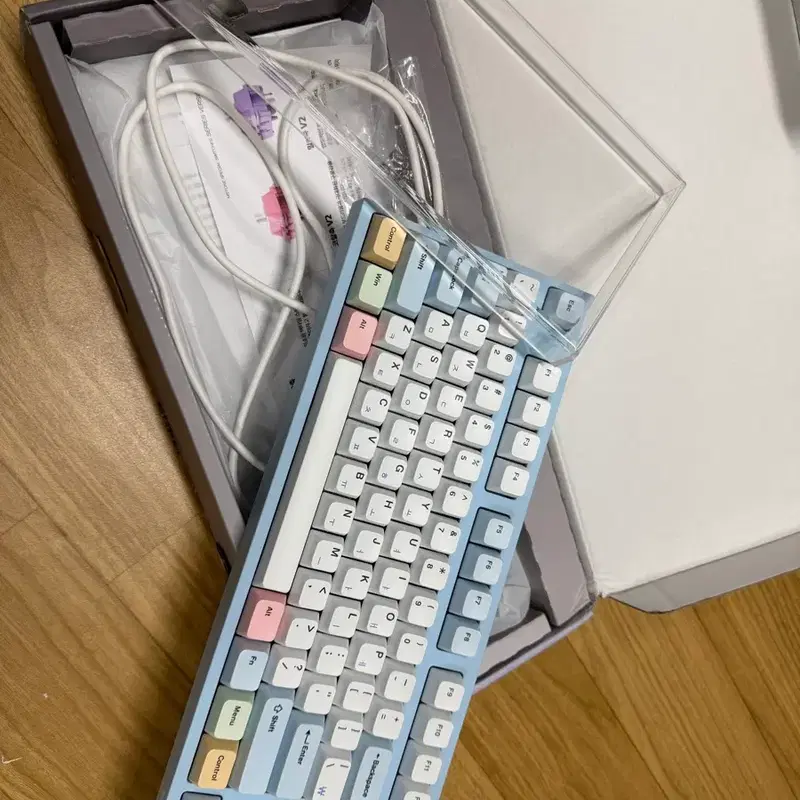 (풀박스)엠스톤 밀키축 키보드 38g