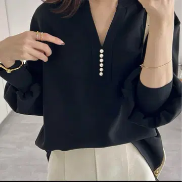 새상품급 긴팔 에마 테일러 이지케어 펄 단추 키넥 롱 슬리브