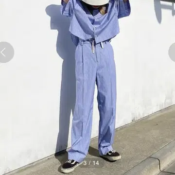 HOLIDAY 홀리데이 STRIPE DRAWSTRINGS SLACKS