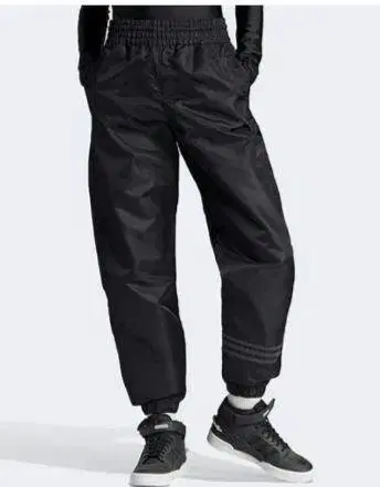 택 포함 아디컬러 NEUCLASSICS 우븐 트랙 팬츠 adidas