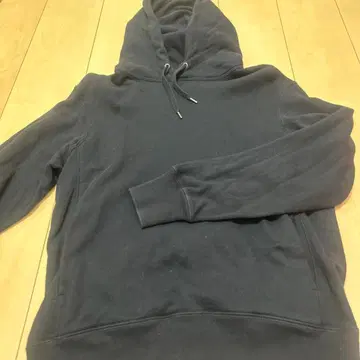 유니클로 UNIQLO 남성용 블랙 후드티 긴팔 후드 부착 M 사이즈