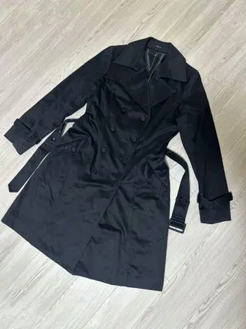 블랙 더블 브레스트 트렌치코트 COMME CA ISM