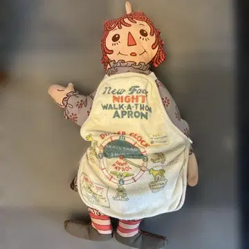 인형형 에이프런 Walk-a-thon Apron