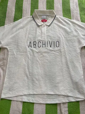 새상품급 알치비오 반팔 40