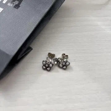 ANNA SUI 실버925 버터플라이 귀걸이 나비 안나수이 앤티크