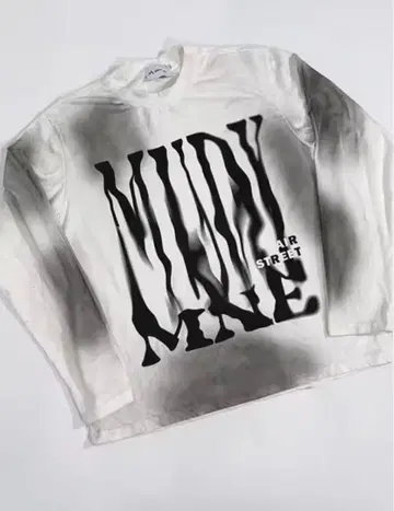 MUDDY MINE 롱 슬리브 T셔츠