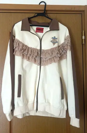 kobinai 후드티