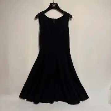 Rene 르네 블랙 플레어 원피스 슬리브리스 34