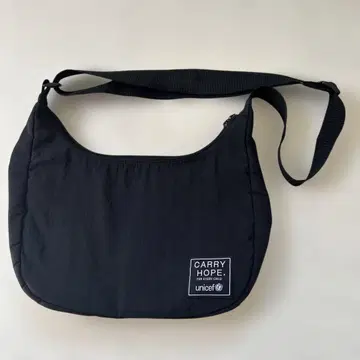 UNICEF 바디백
