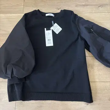 벌룬 슬리브 블랙 니트 M 사이즈